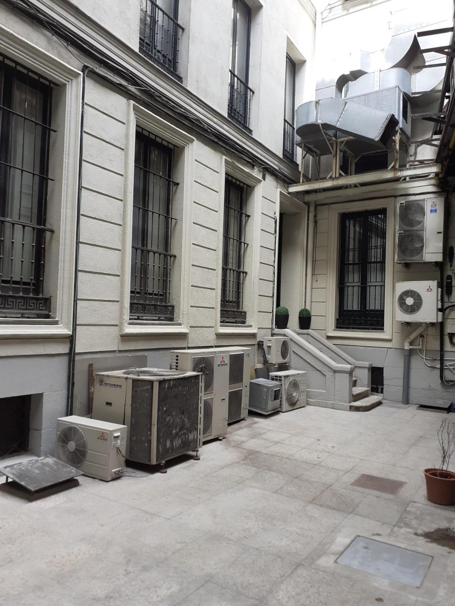 Acogedor Apartamento Entre Sol Gran Via Y Palacio Мадрид Екстериор снимка